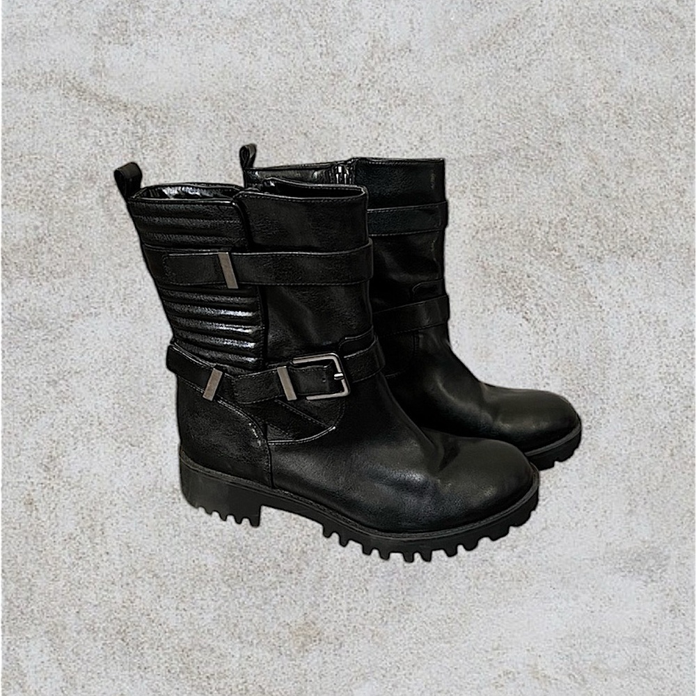 NINE WEST Faux Leather Zip-Up Black Boots